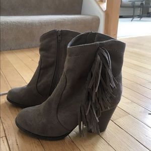 Boot heels